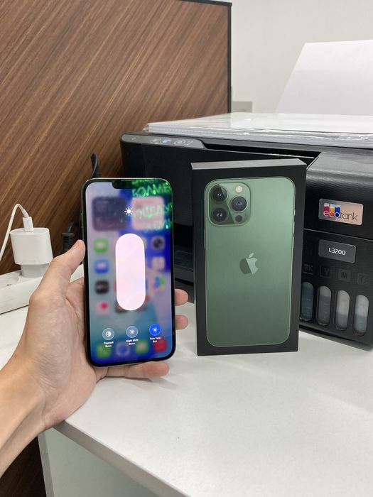 Продам срочно iPhone 13 Pro Max 256GB