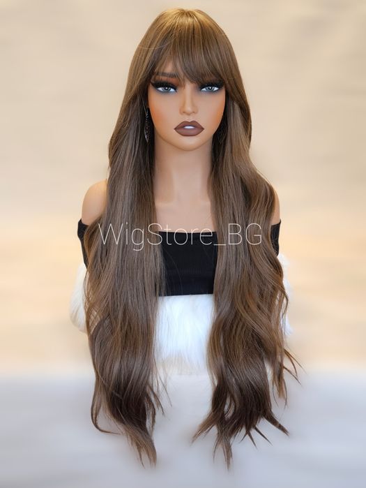 Дълга кестенява перука на плавни къдрици с бретон