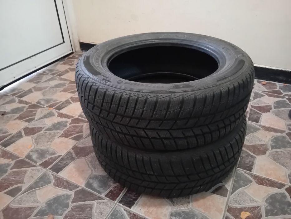 2 бр. зимни гуми 205/55R16 - отлично състояние