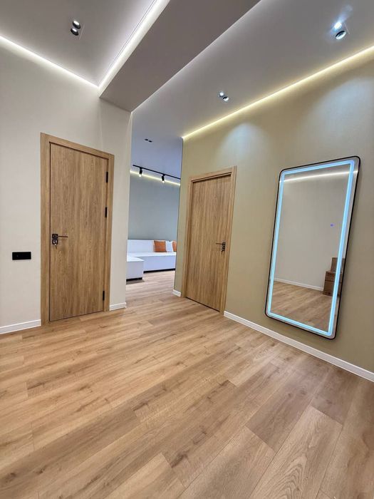 Новостройка Юнусобод 13 кв 2 хона 2/8/8 75.500$