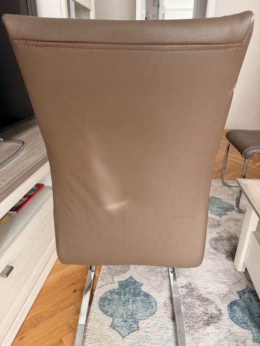 Кухненски столове