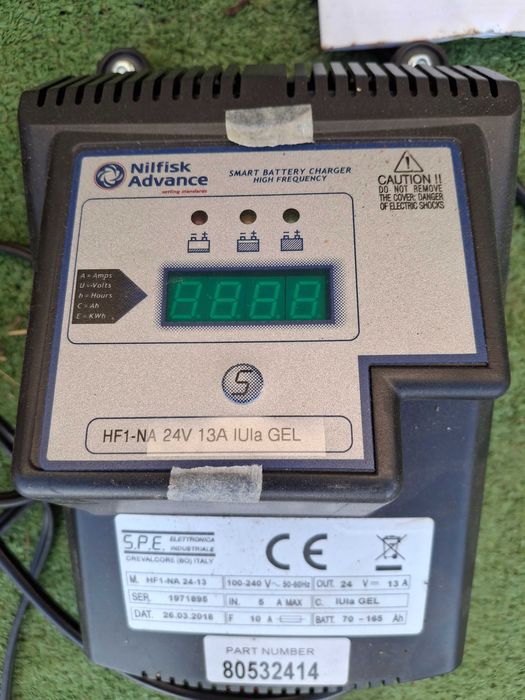 Тягово зарядно устройство