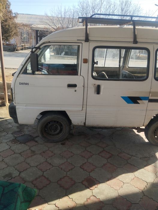 Damas avtomobili
