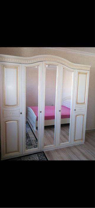 Спальный гарнитур в хорошем состоянии