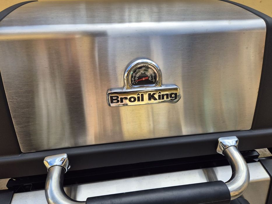 Газово барбекю Broil King GEM 310
