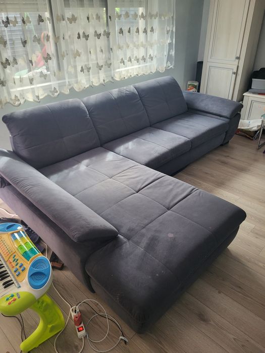 Canapea frumoasa neextensbila