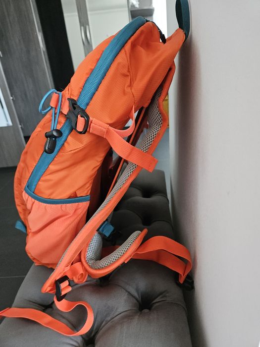 vând rucsac drumeție Loap 25 L