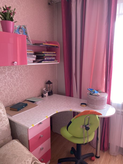 Продам мебель в детскую