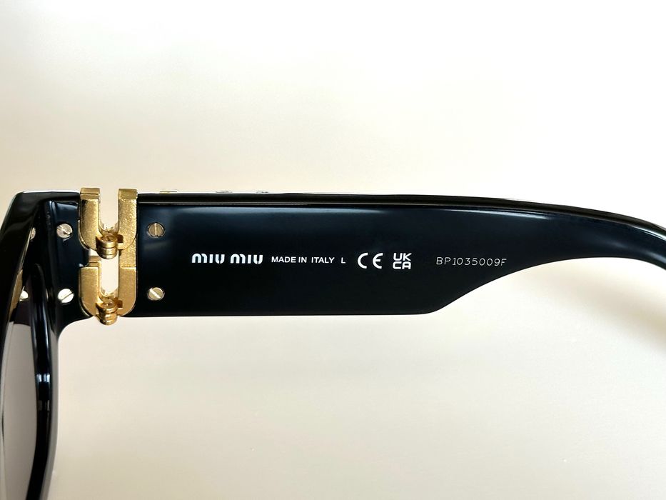 Слънчеви очила Miu Miu MU09WS