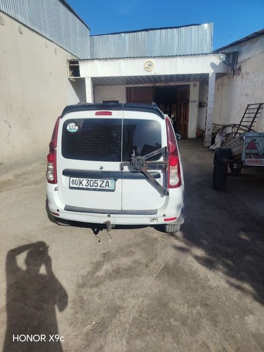 Lada Largus 2013 — 5