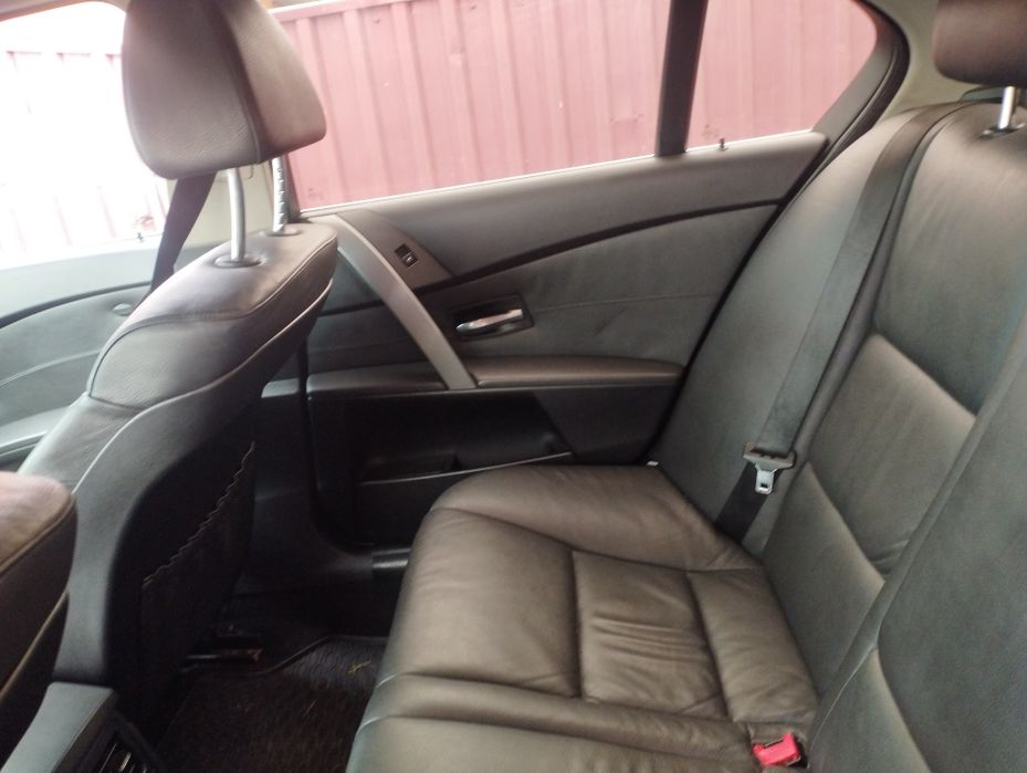 Vând BMW e 60 m pachet