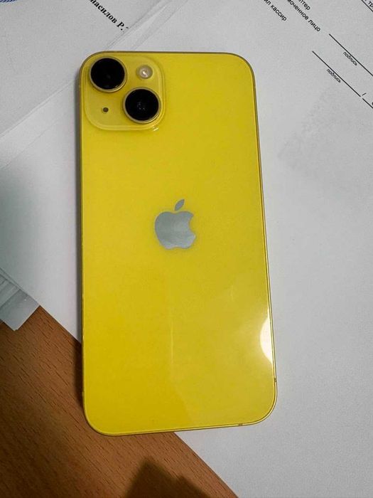 Продам iPhone, 14