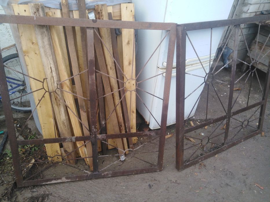 Продам металл решётки б/у  5 шт