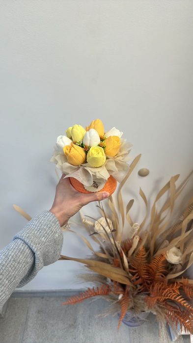 Прекрасни букети от ароматни свещи