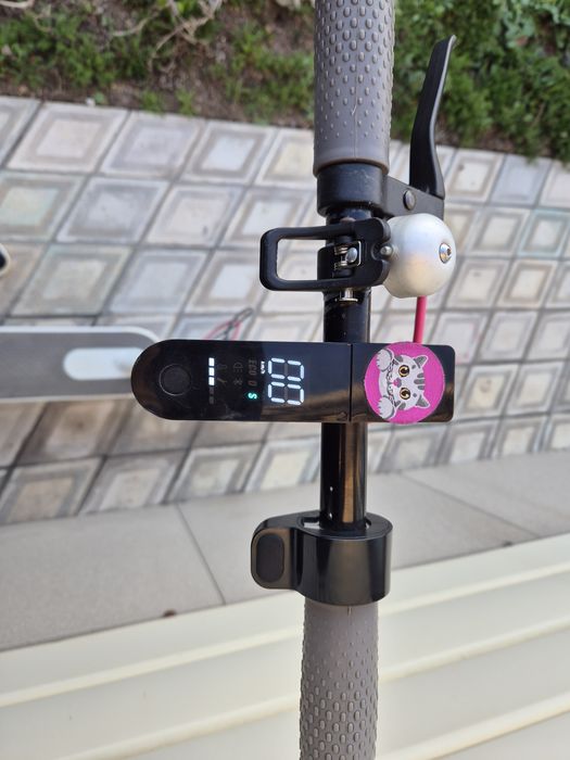 Продам электросамокат