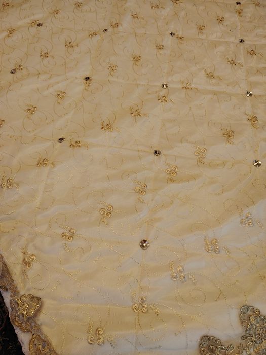 Yengi kelinlar uchun pakrival.