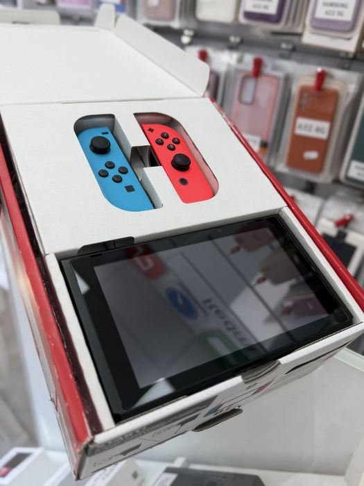 Consola Jocuri Nintendo Switch OLED - FullBox - DeBi GSM Mobile Brasov