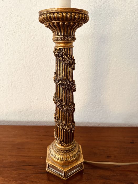 Оригинална италианска декоративна лампа – неокласически стил