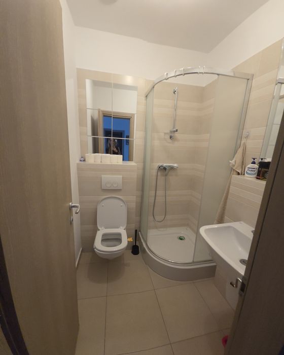 Proprietar vand apartament
