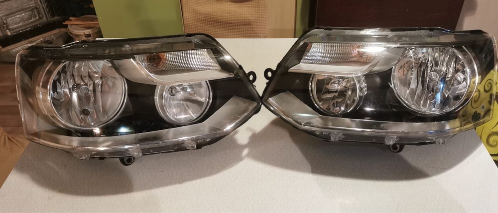 Faruri volkswagen T5 An 2017