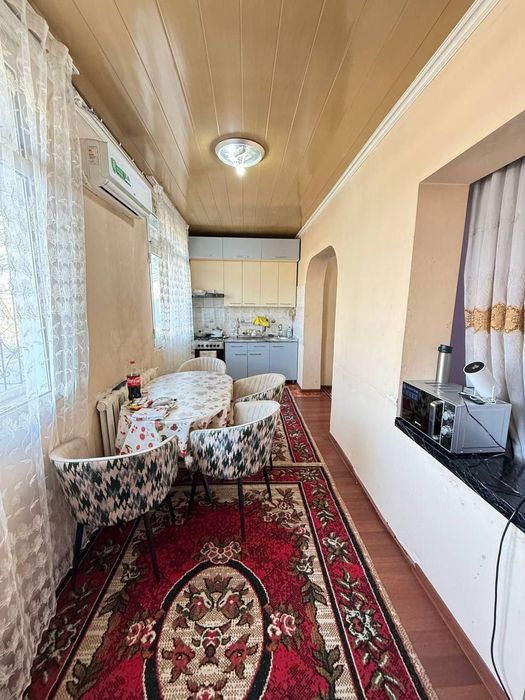 Продаётся квартира Юнусабад 10кв 2/2/5