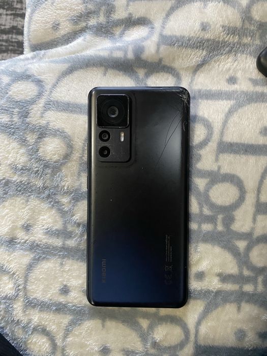 Продам Xiaomi 12Т Pro на 256 ГБ