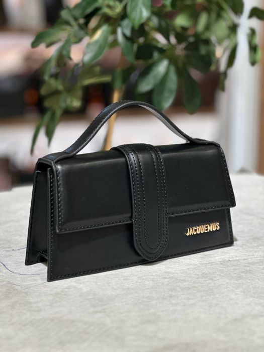 Geanta Jacquemus Noua !!! Dimensiuni 24/13 !!!