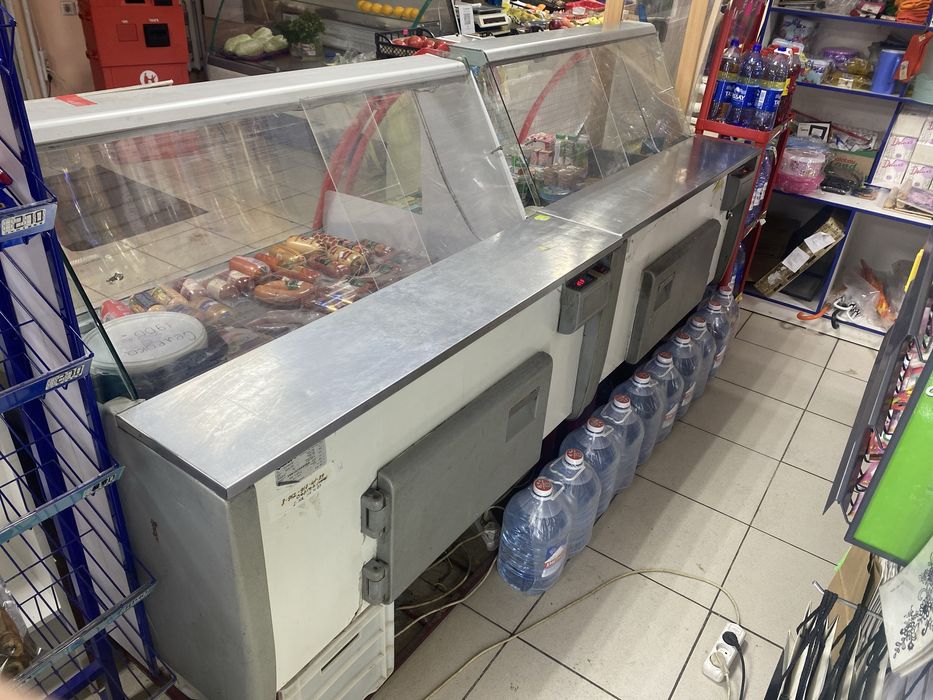 Холодильная витрина