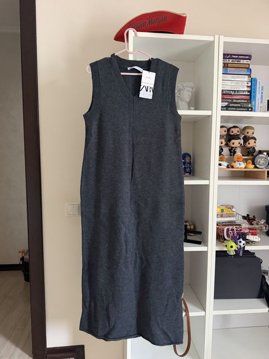 Шерстяное платье ZARA новое
