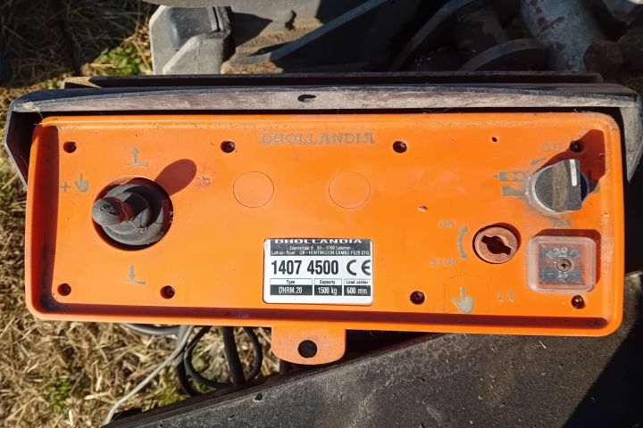 Lift dhollandia 253026 R502  1407 4500 MAN TGL 7.150 generatia