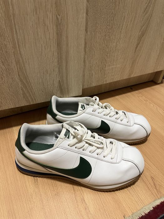 Продам кроссовки Nike - оригинал