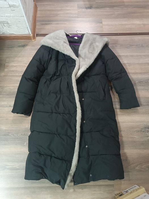 Пальто пуховик зимнее