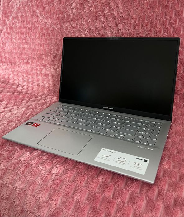 ASUS Vivo Book X512D