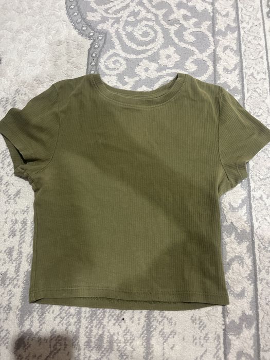 Футболка обтягивающая женская размера S