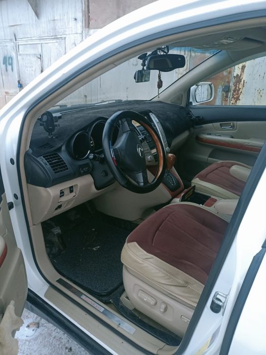 Продам Lexus RX400h