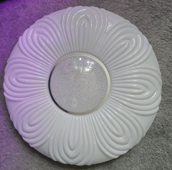 Led лампа 3 цветная