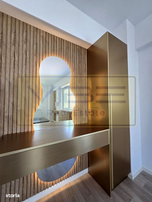 Dacia / Semicentral- Prima inchiriere- Modern/ Nou- parcare privata ac