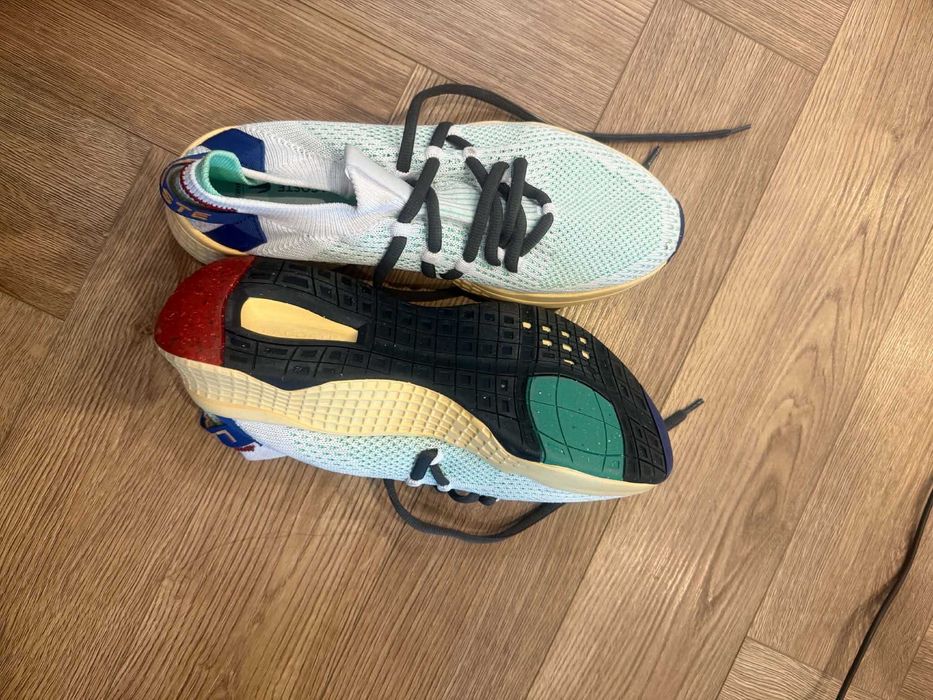 Продавам НОВИ мъжки обувки Lacoste – размер 44