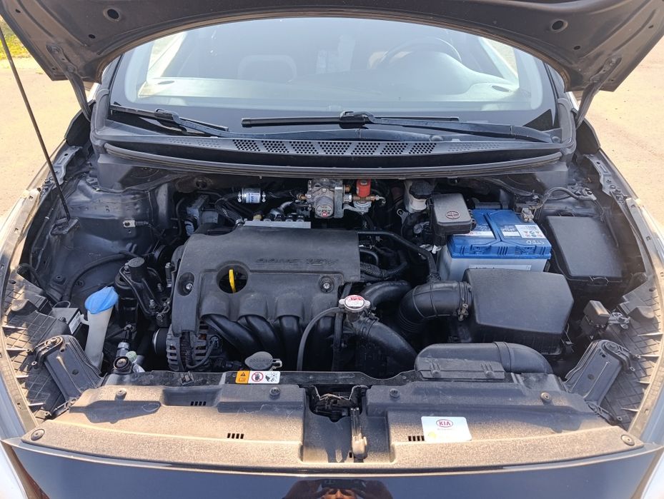 Kia ceed 1.4 LPG 100kc 2013г