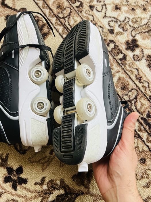 Маратонки с кънки