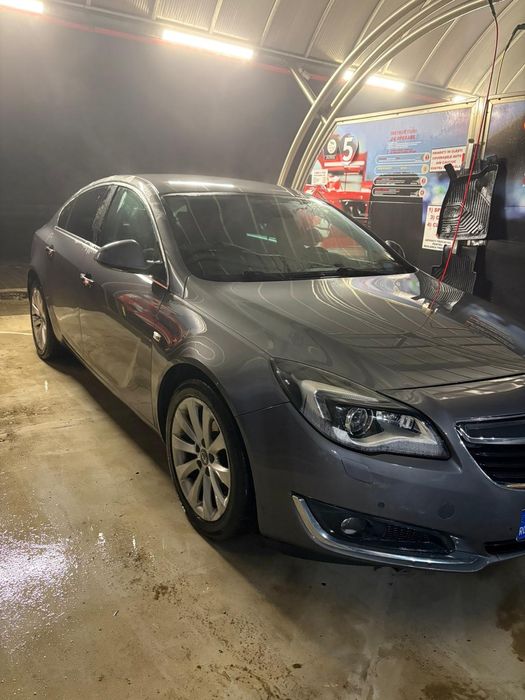 Opel Insignia Limousine • Automat • 2016 • 1.6D •