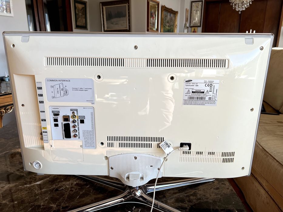 Смарт телевизор SAMSUNG 32 inch UE32F6510SS