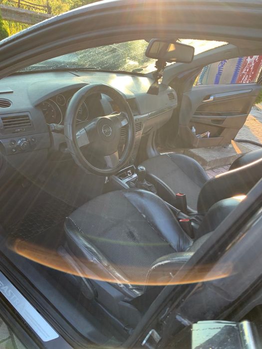 Vînd Opel Astra H 1900dci