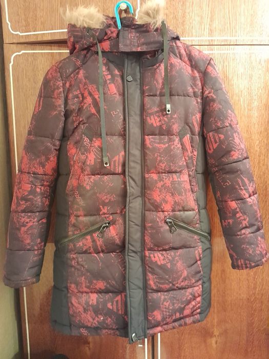 Продам подростковые куртки