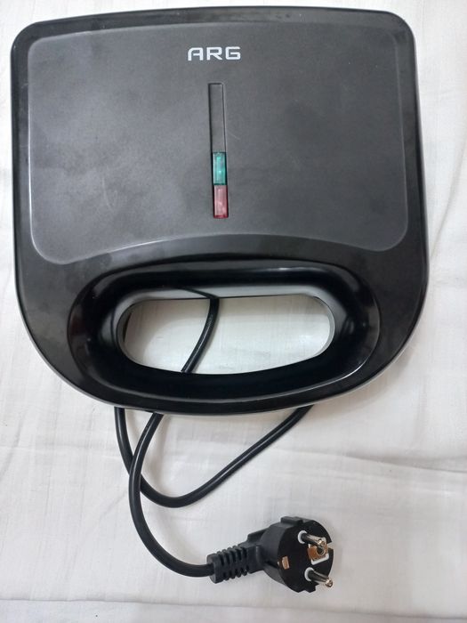 Вафельница и измельчитель