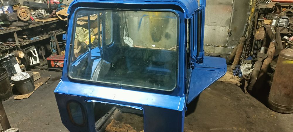 Продам маленькую кабину мтз