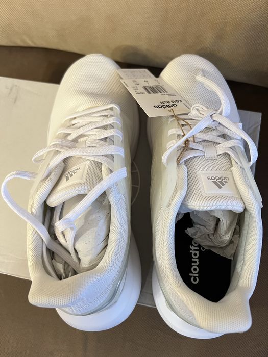 Нови маратонки Adidas