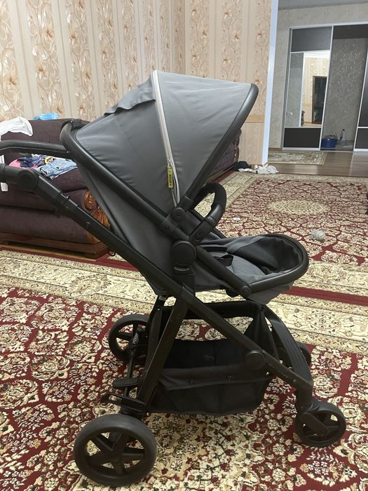 Продам Коляска детская б/у