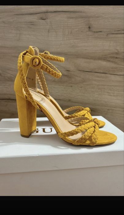 Sandale elegante cu toc