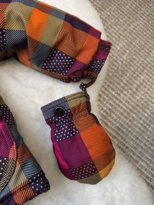 Костюм - куртка и комбинезон на девочку